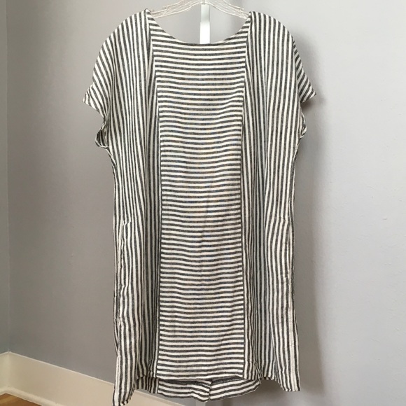 Madewell Dresses & Skirts - Madewell stripe shift dress button back XL